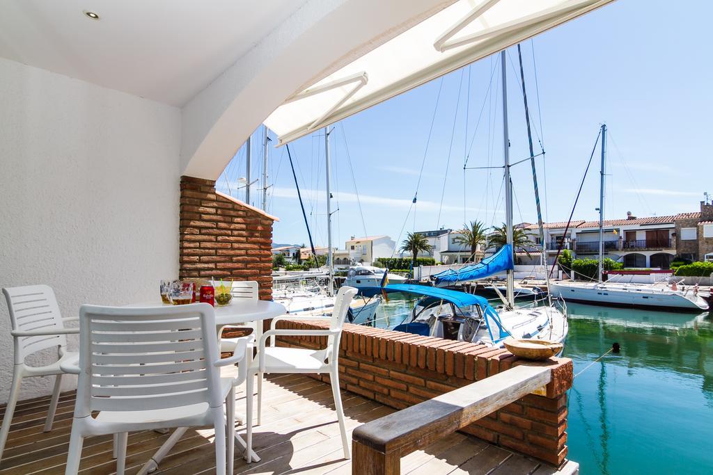 Vista Roses Mar - Casa Pescador Villa Empuriabrava Exterior foto